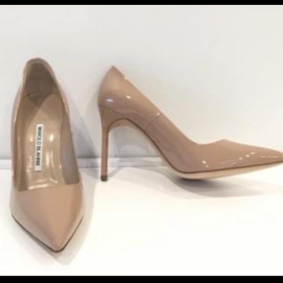 MANOLO BLAHNIK BB Patent Leather Pumps Nude. - Picture 5 of 7